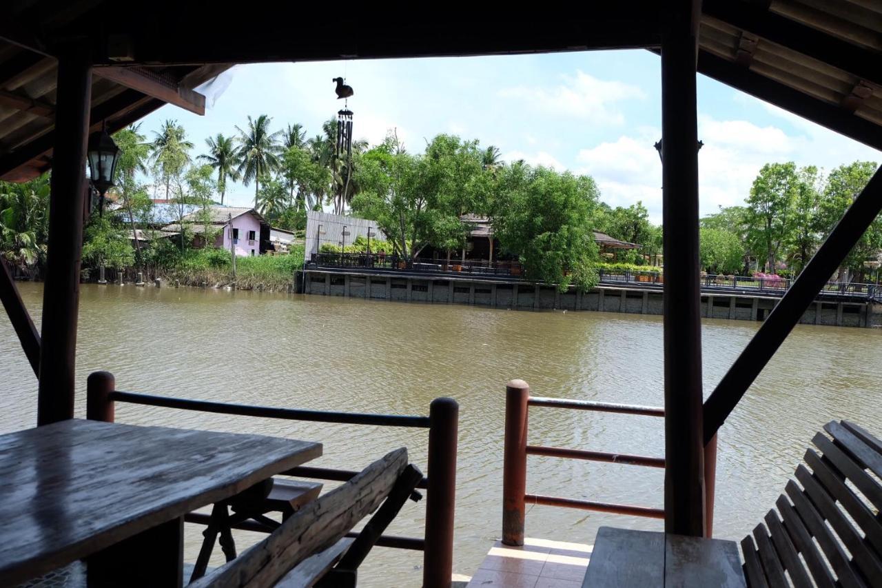 Ruennamyen Resort Amphawa Samut Songkhram Exterior photo