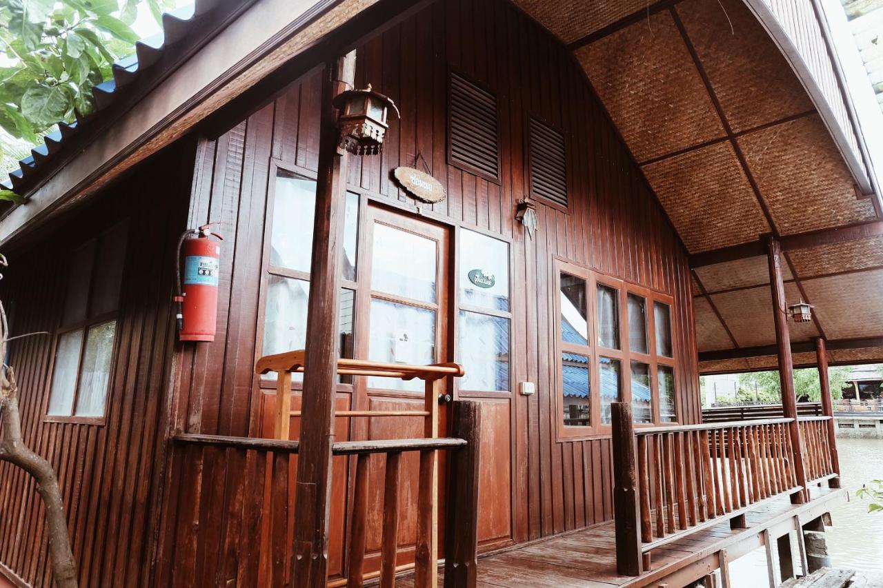 Ruennamyen Resort Amphawa Samut Songkhram Exterior photo