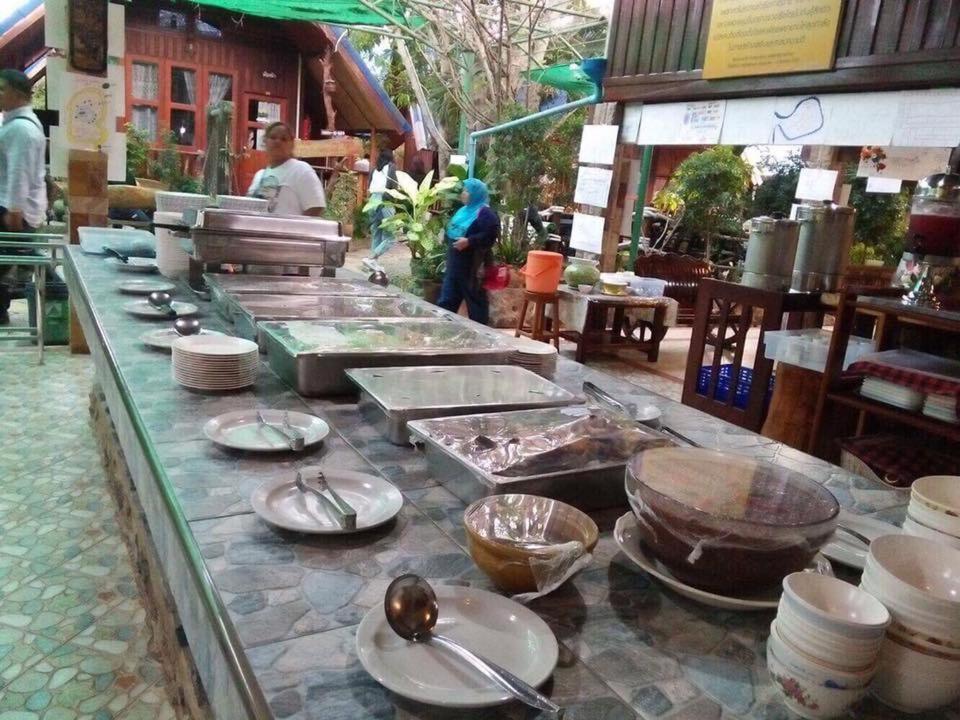 Ruennamyen Resort Amphawa Samut Songkhram Exterior photo